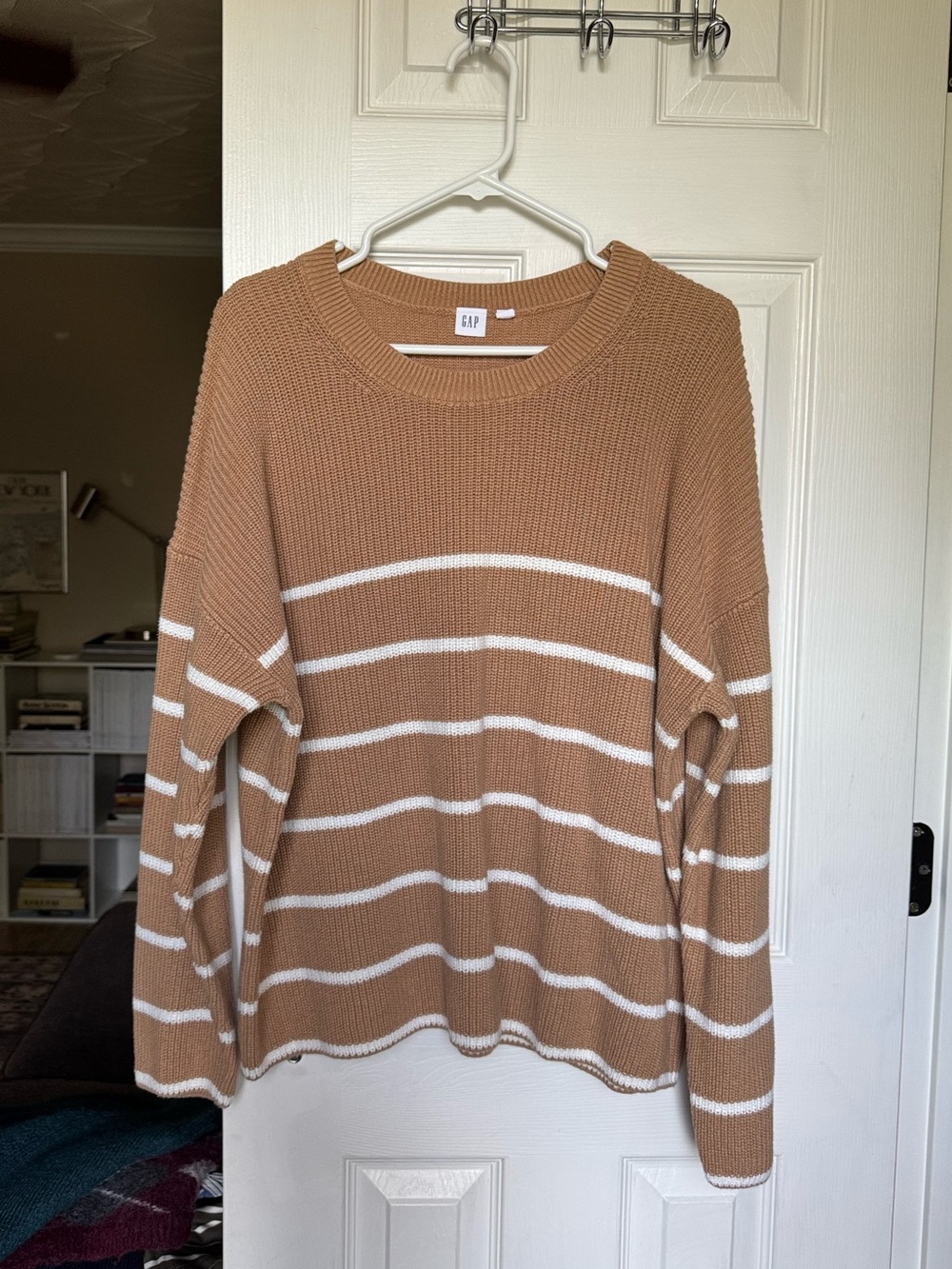 Gap chunky tan and white striped sweater